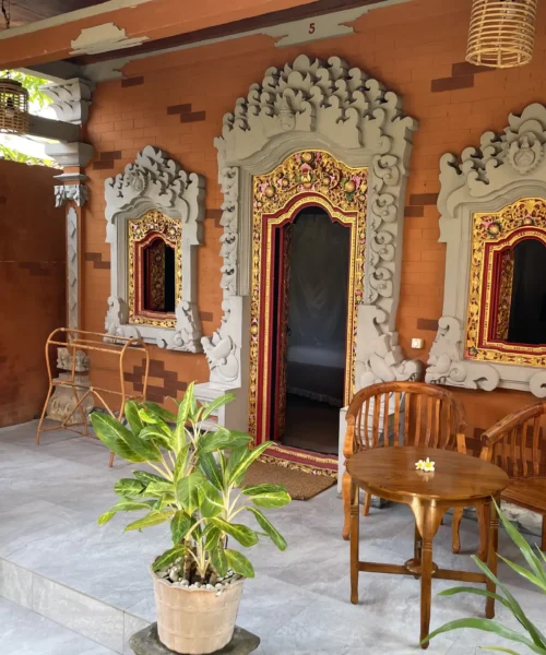1.1 A traditional balinese front awaits you